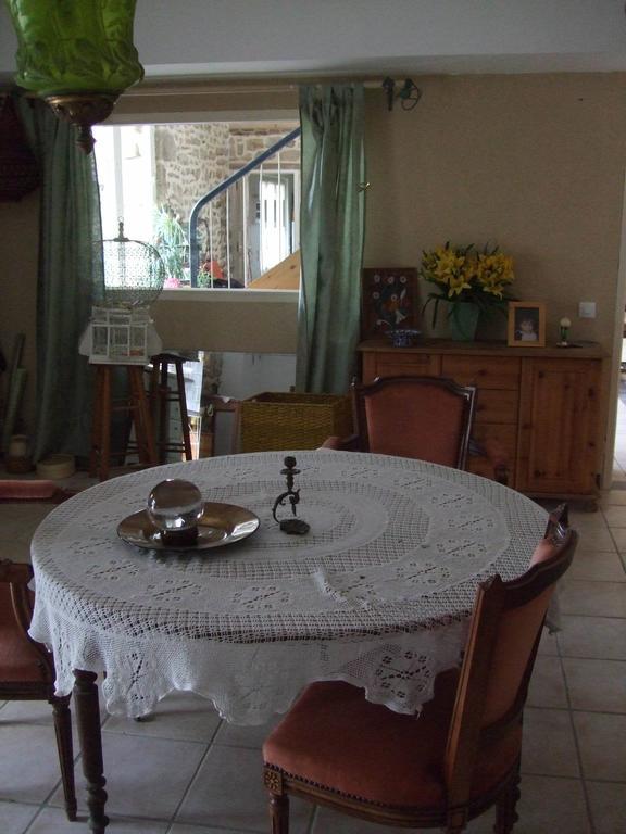 Le Pigeonnier De Quarre Bed and Breakfast Εξωτερικό φωτογραφία